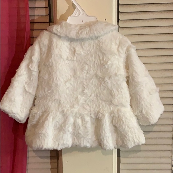 Infant girl fur coat - Picture 3 of 4